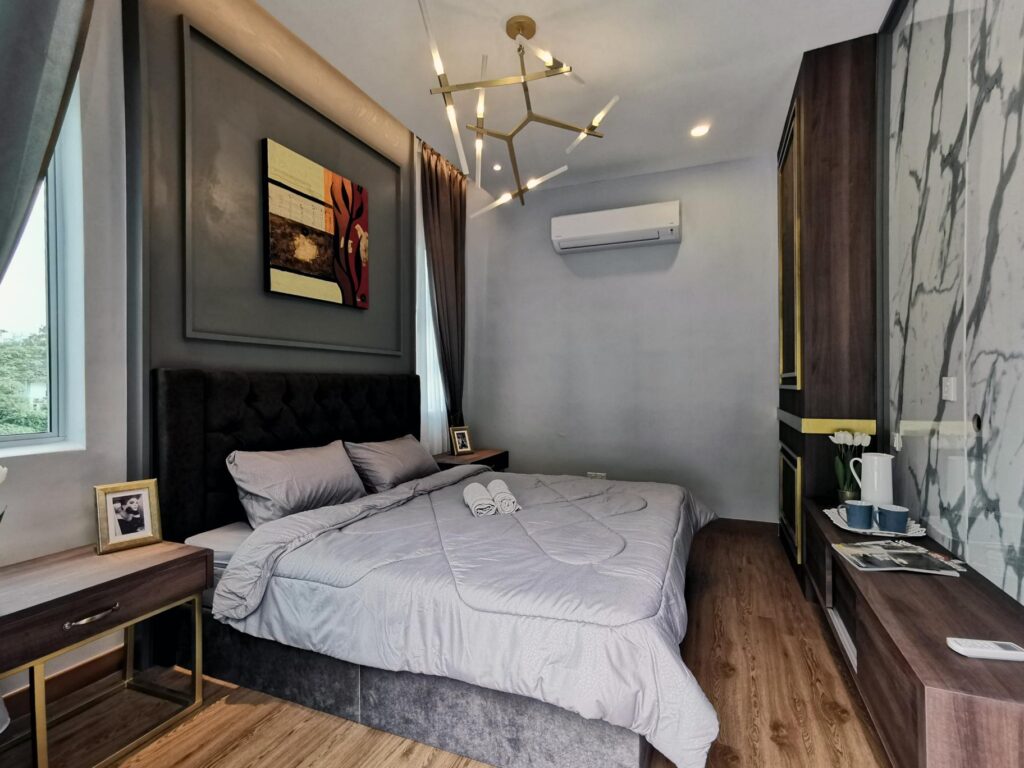SuriaAman_TypeB_MasterBedroom